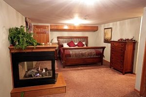 The Eagles Nest Luxury Suite at the HideAway Inn