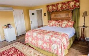 Smith Manor House at Hideaway Inn of Bucyrus Ohio