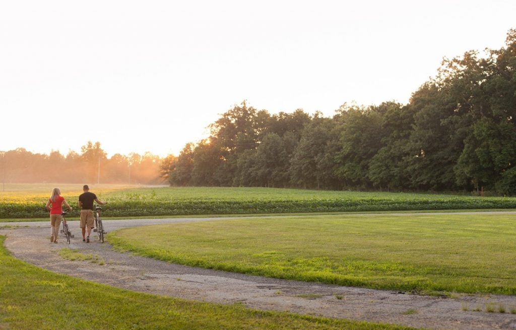 couple on bike trail
