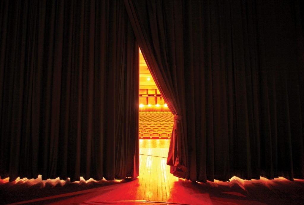renaissance theater curtains opening