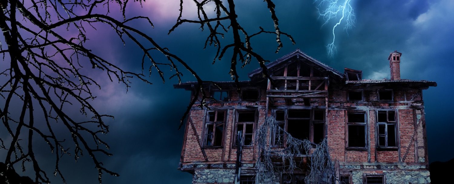 Creepy view of a Northwest Ohio Haunted House Creepy view of a Northwest Ohio Haunted House