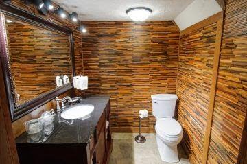 Private Water Closet Cherry Suite Private Water Closet HideAwayInn