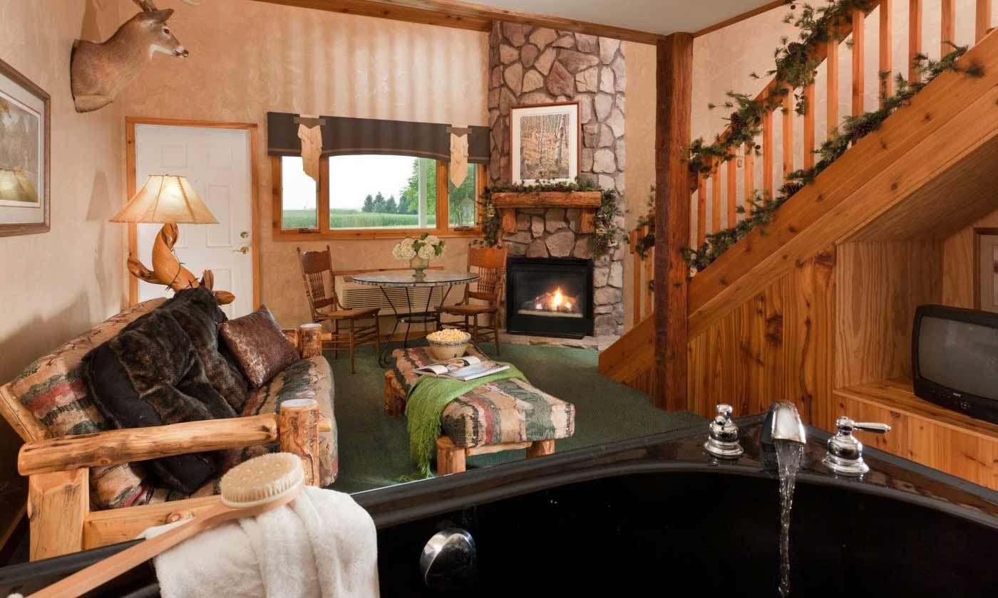 Hunters Den Rust Lodge Suite : Pet Friendly